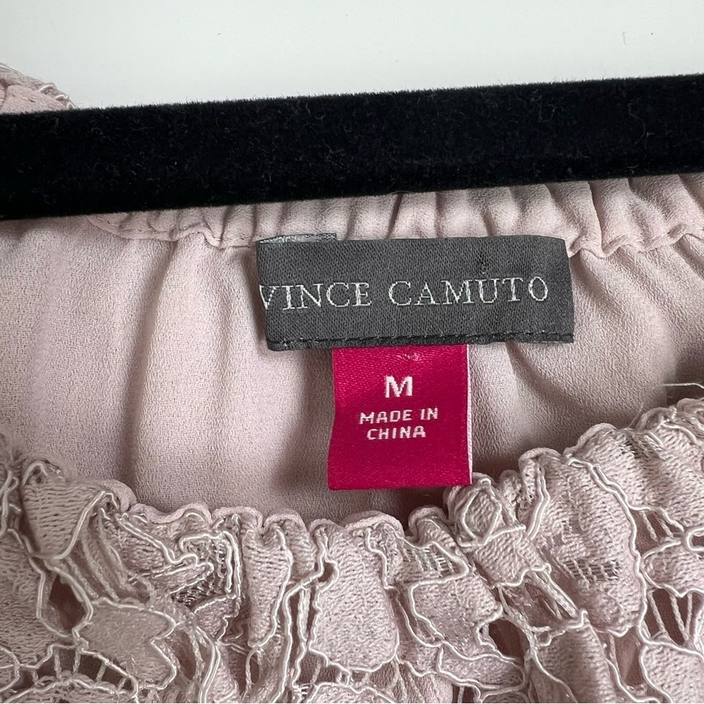 Vince Camuto Blush Pink Lace Off-The-Shoulder Bell Sleeve Blouse-Size Medium - Picture 3 of 6
